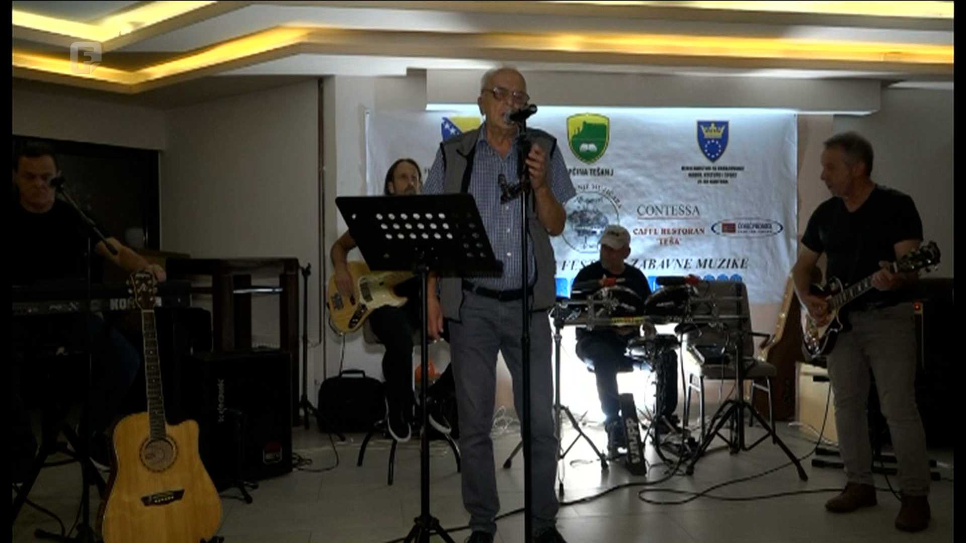 Festival zabavne muzike u Tešnju i prisjećenje na hitove koji su obilježili jedno vrijeme